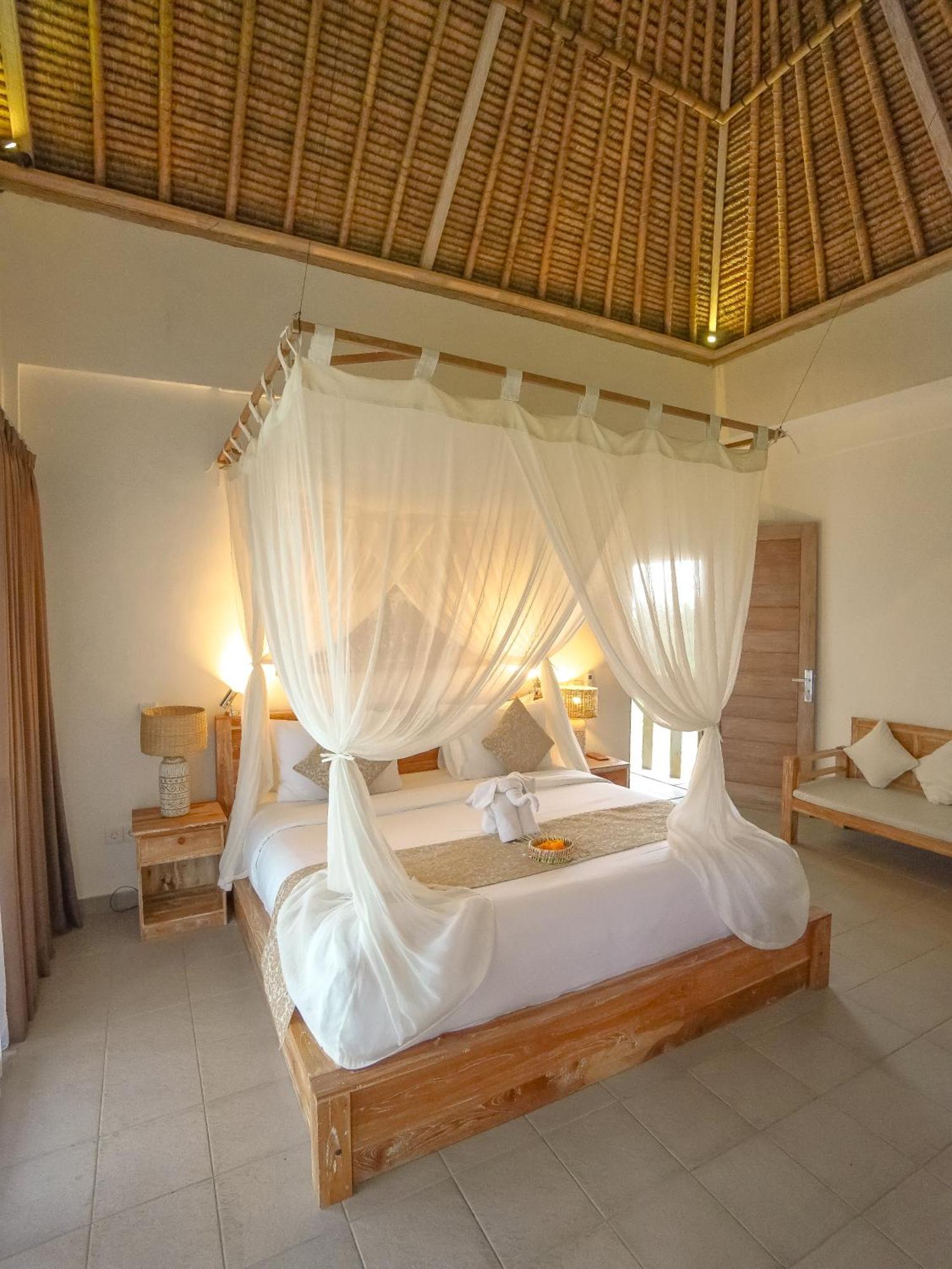 The Nenggala Suite Тегаллаланг Экстерьер фото