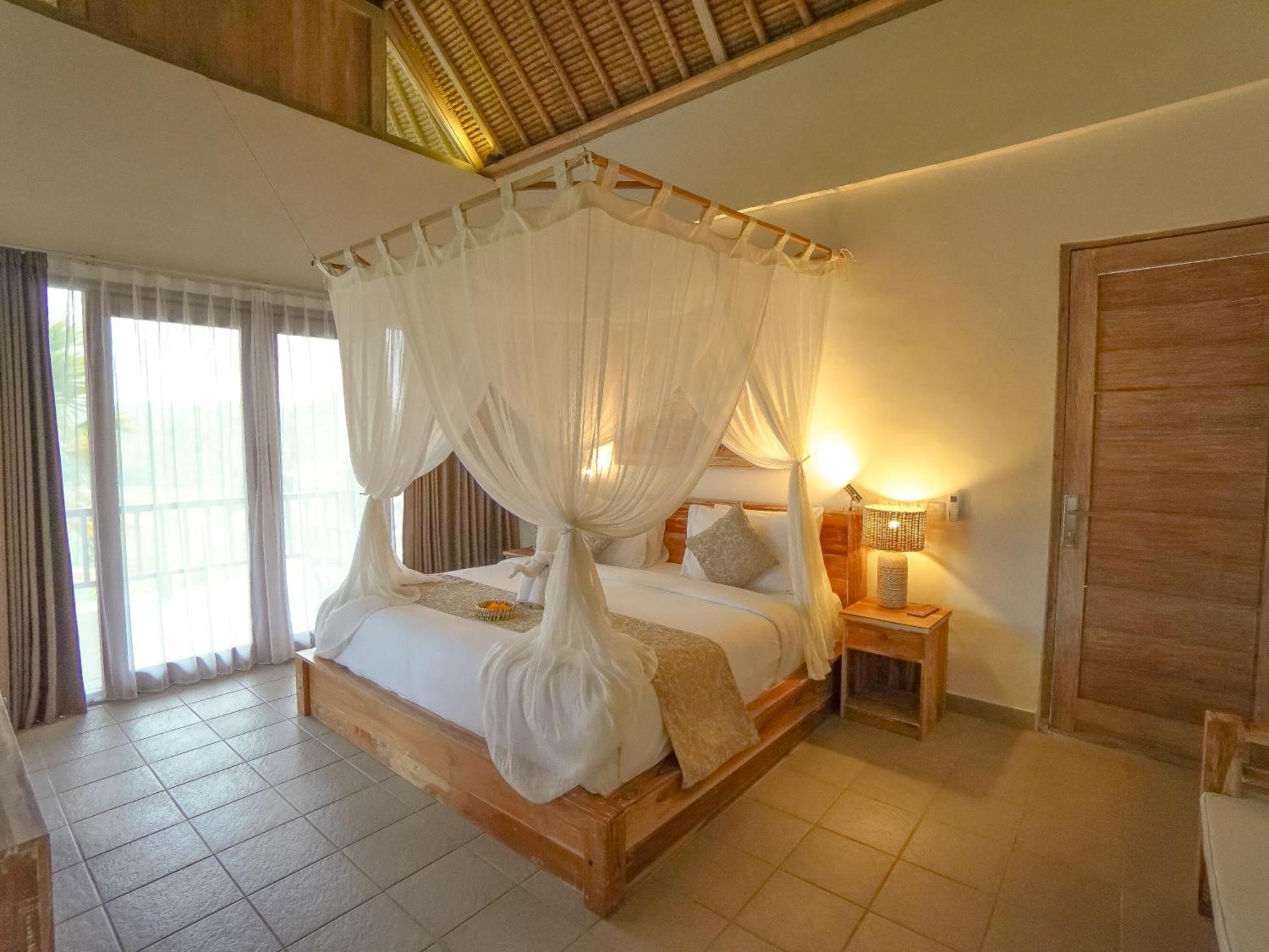 The Nenggala Suite Тегаллаланг Экстерьер фото